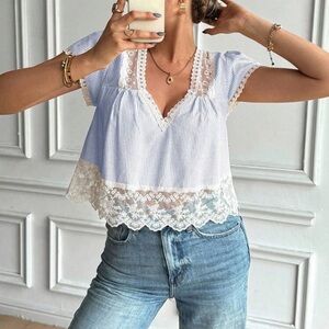 Lace Trim cropped pinstriped Top
